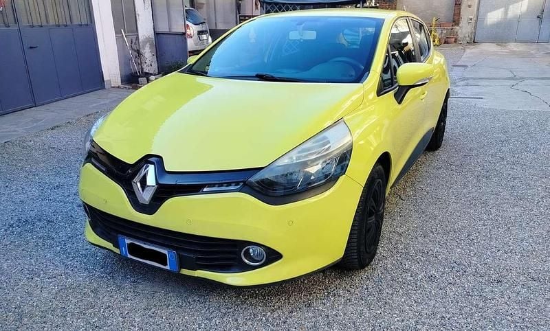 Usata Renault Clio IV 75 CV (55 kW) 2014 Berlina