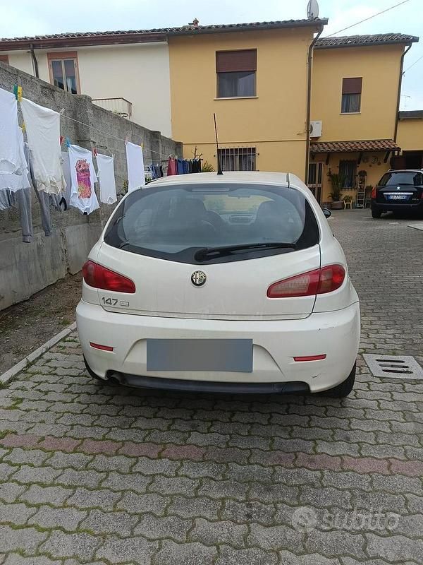 Usata Alfa Romeo 147 2009 Bianco Utilitaria