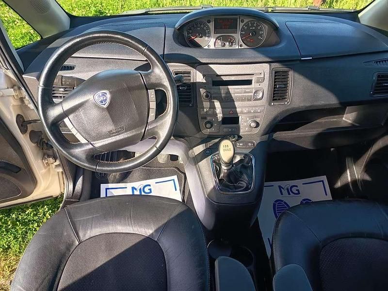 Usata Lancia Musa 95 CV (69 kW) 2011 Monovolume