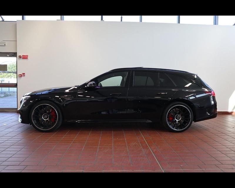 Usata Mercedes E53 AMG Premium Plus 449 CV (330 kW) 2025 Nero metallizzato Station wagon