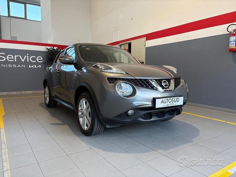Usata Nissan Juke Acenta 110 CV (80 kW) 2017 Grigio SUV