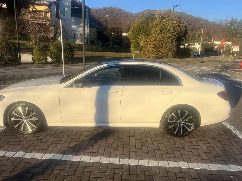 Usata Mercedes E220 Premium Plus 194 CV (142 kW) 2020 Berlina