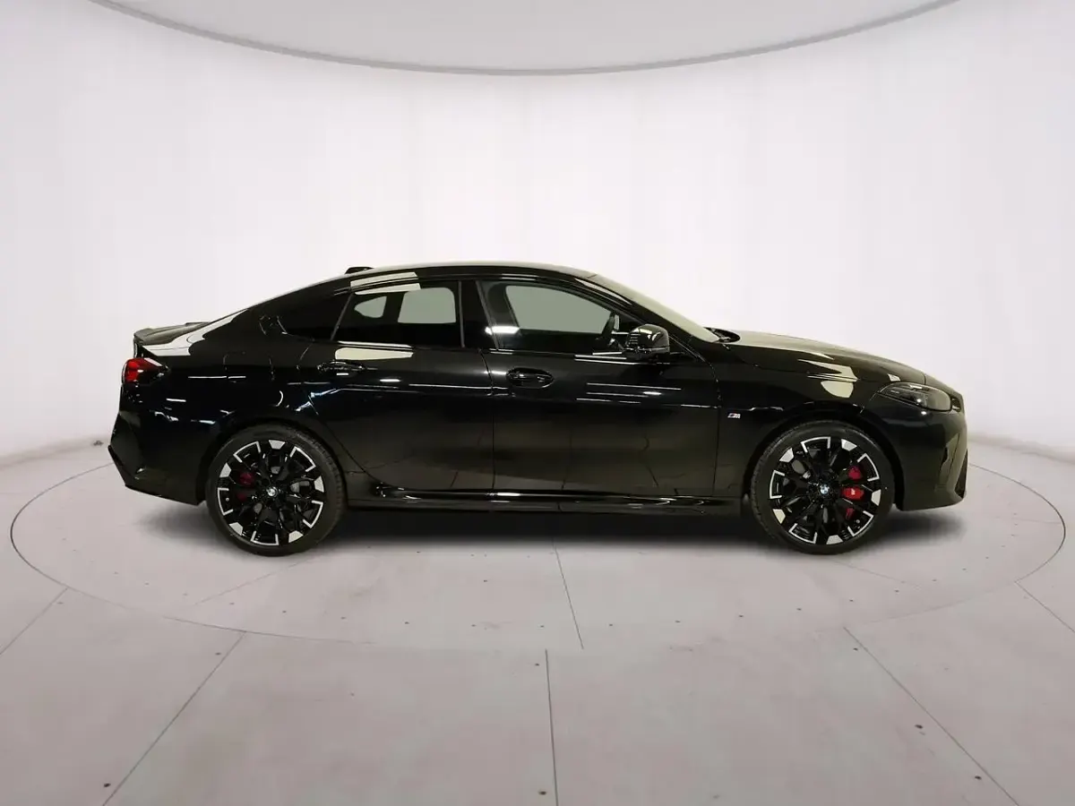 Nuova BMW M235 M Sport 300 CV (220 kW) 2026 Nero Coupé