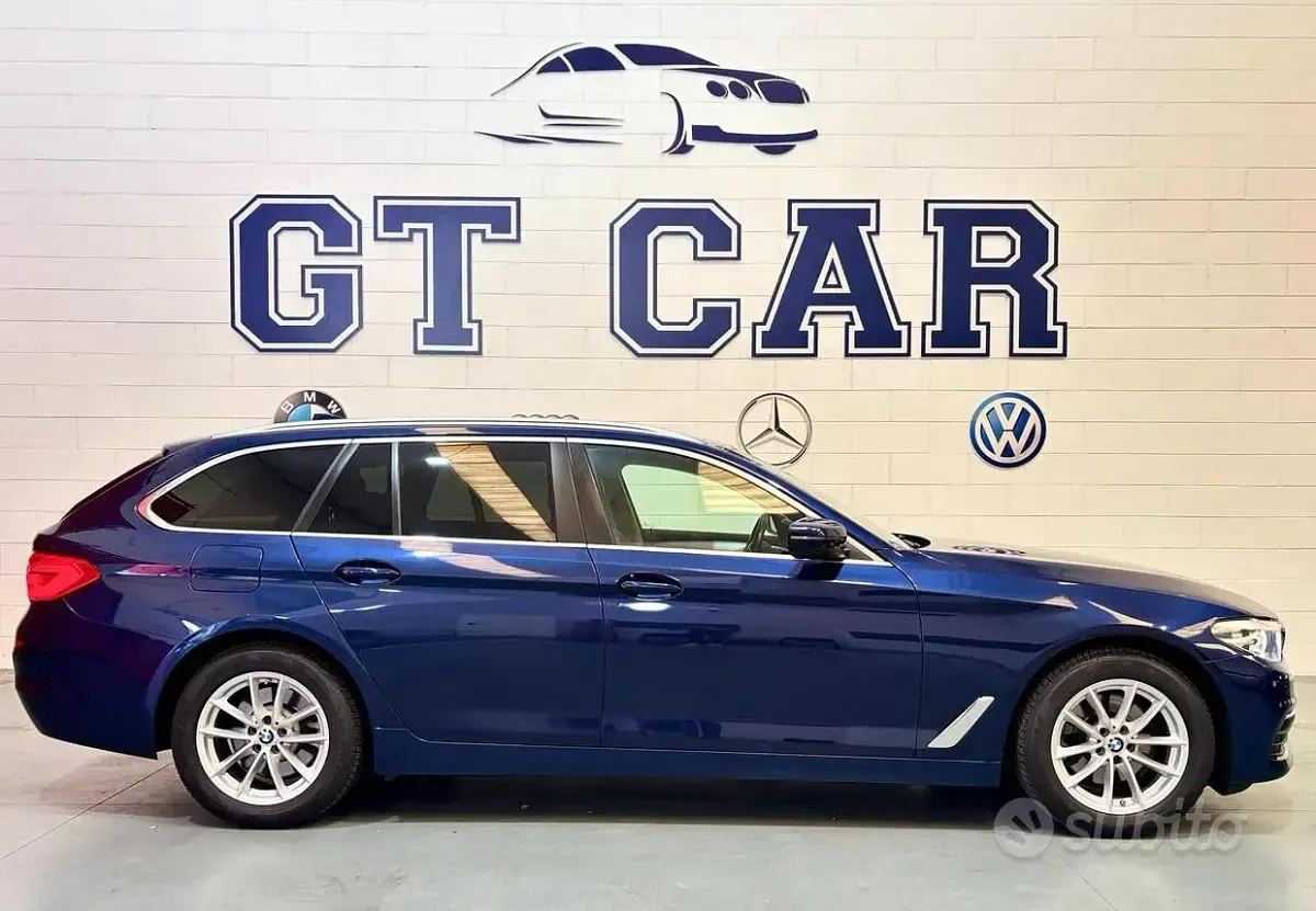 Usata BMW 520 Luxury Line 190 CV (139 kW) 2019 Blu Station wagon