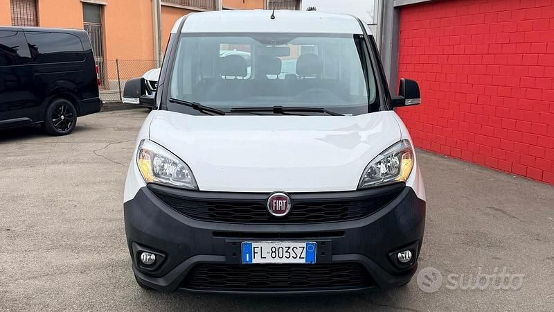 Usata Fiat Doblò 95 CV (69 kW) 2017 Bianco Monovolume