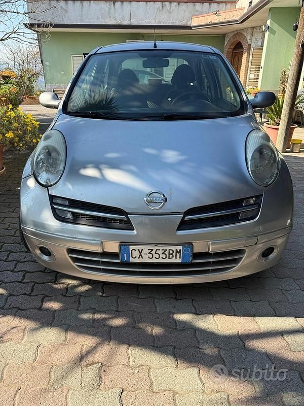 Usata Nissan Micra 65 CV (47 kW) 2002 Grigio Utilitaria