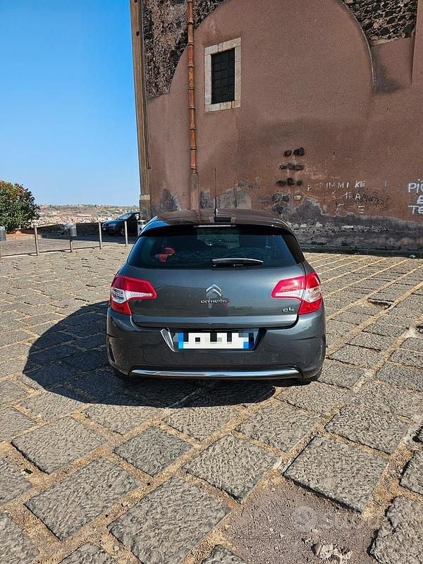 Usata Citroën C4 Exclusive 150 CV (110 kW) 2012 Grigio Berlina