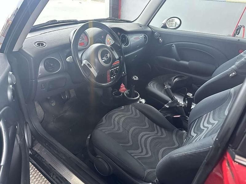 Usata Mini Cooper 116 CV (85 kW) 2004 Utilitaria