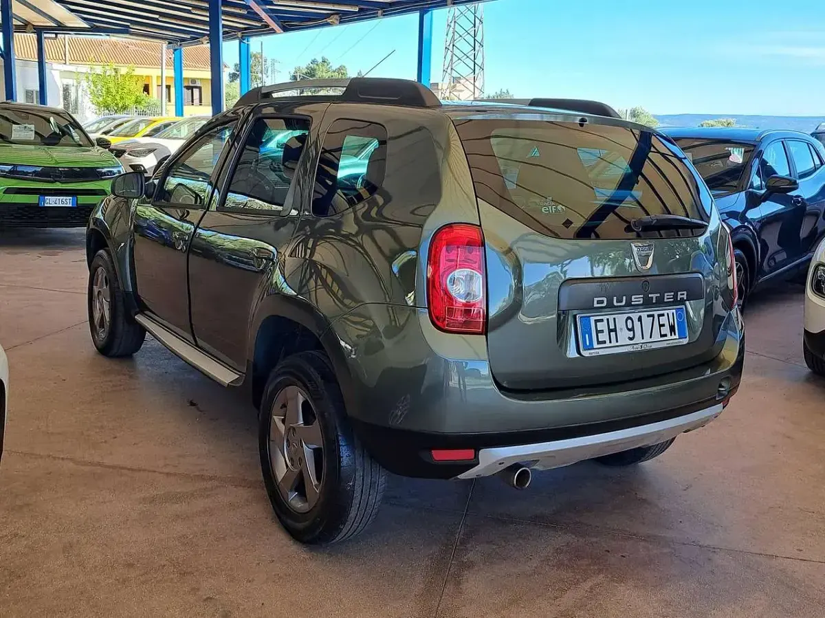 Usata Dacia Duster 107 CV (78 kW) 2012 Verde SUV