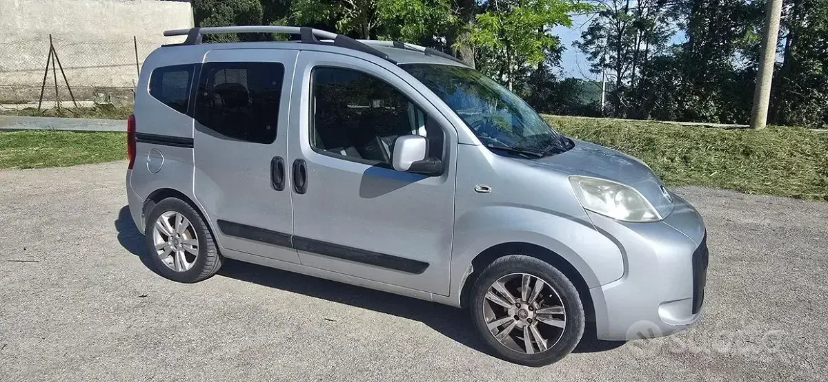Usata Fiat Qubo Dynamic 77 CV (56 kW) 2011 Grigio Monovolume