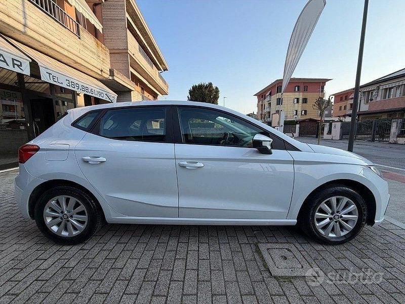 Käytetty Seat Ibiza Style 95 HP (69 kW) 2021 Valkoinen Viistoperä