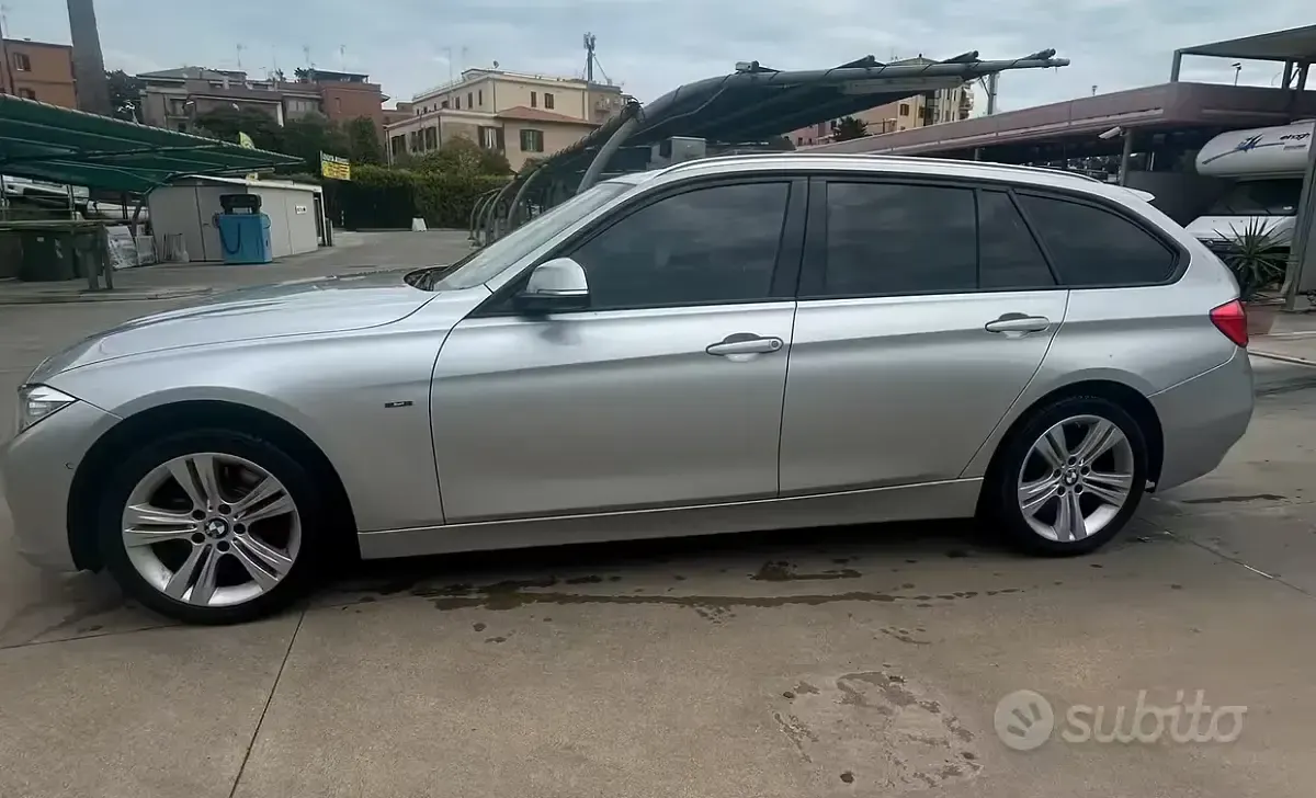 Usata BMW 320 Sport Line 163 CV (119 kW) 2013 Grigio Station wagon