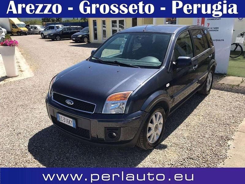 Usata Ford Fusion 68 CV (50 kW) 2010 Grigio Berlina