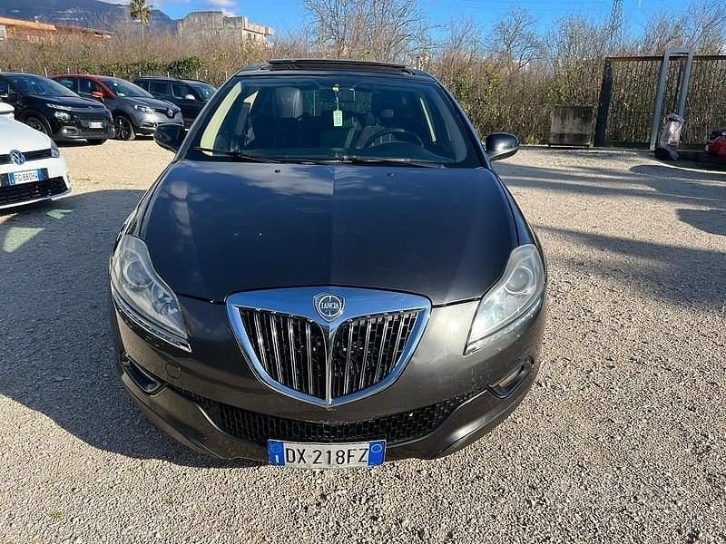 Usata Lancia Delta 119 CV (87 kW) 2010 Grigio Utilitaria