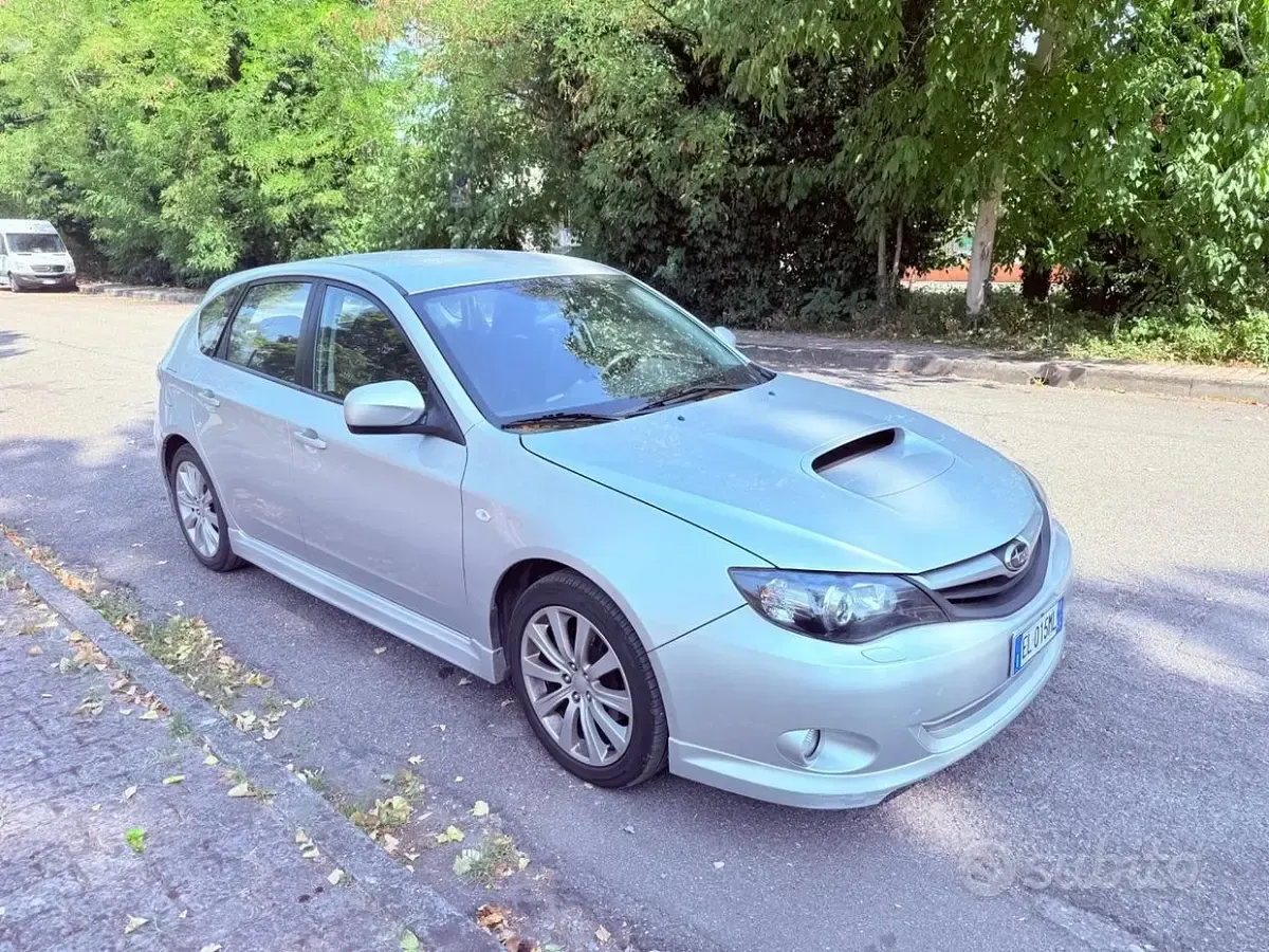 Usata Subaru Impreza 150 CV (110 kW) 2012 Grigio Berlina