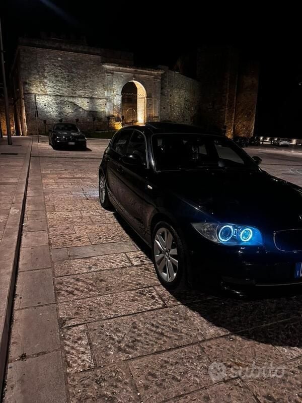 Usata BMW 120 177 CV (130 kW) 2010 Nero Utilitaria