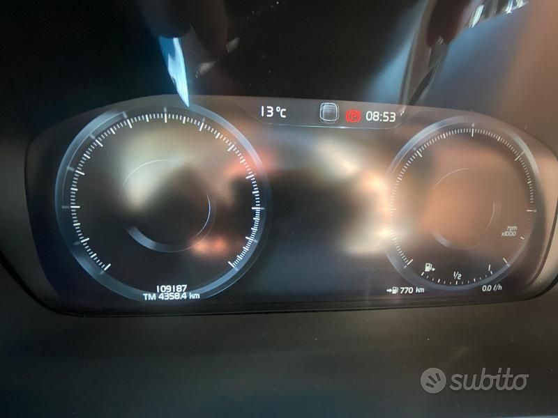 Usata Volvo V90 CC Pro 2020 Grigio Station wagon