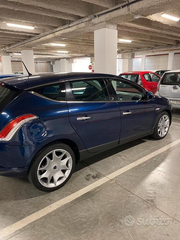 Usata Lancia Delta 2010 Utilitaria