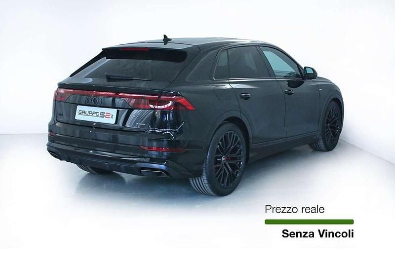 Nuova Audi Q8 S-Line 286 CV (210 kW) 2026 Nero SUV
