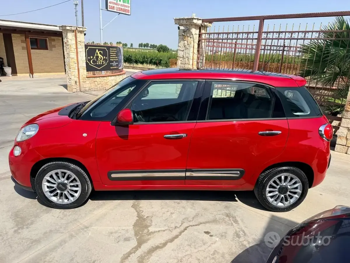 Usata Fiat 500L Lounge 105 CV (77 kW) 2014 Rosso Monovolume