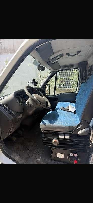 Usata Iveco Daily 125 CV (91 kW) 2000 Bianco Furgone