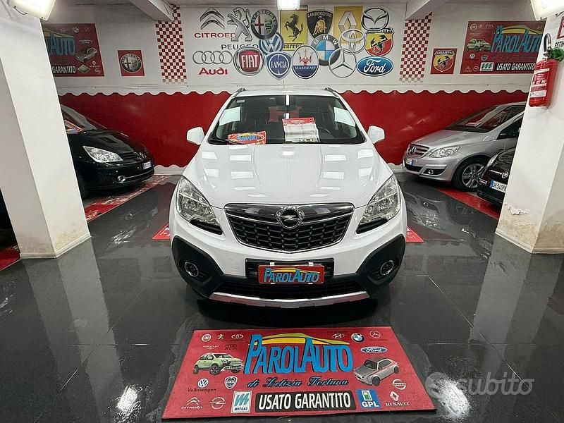 Usata Opel Mokka Cosmo 116 CV (85 kW) 2014 Bianco SUV