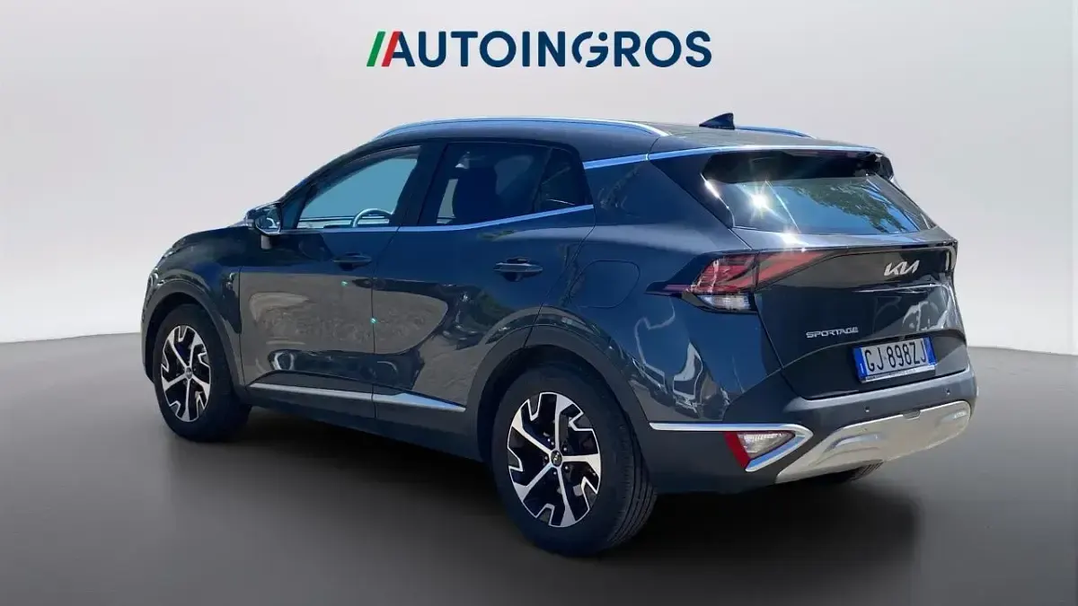 Usata Kia Sportage Style 136 CV (100 kW) 2022 Grigio SUV