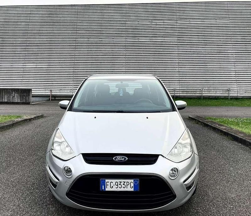 Usata Ford S-MAX Individual 116 CV (85 kW) 2013 Grigio Monovolume