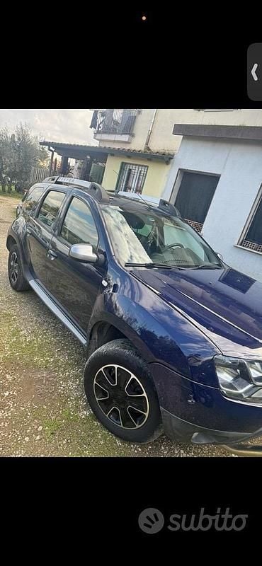 Usata Dacia Duster Prestige 109 CV (80 kW) 2015 Blu Berlina
