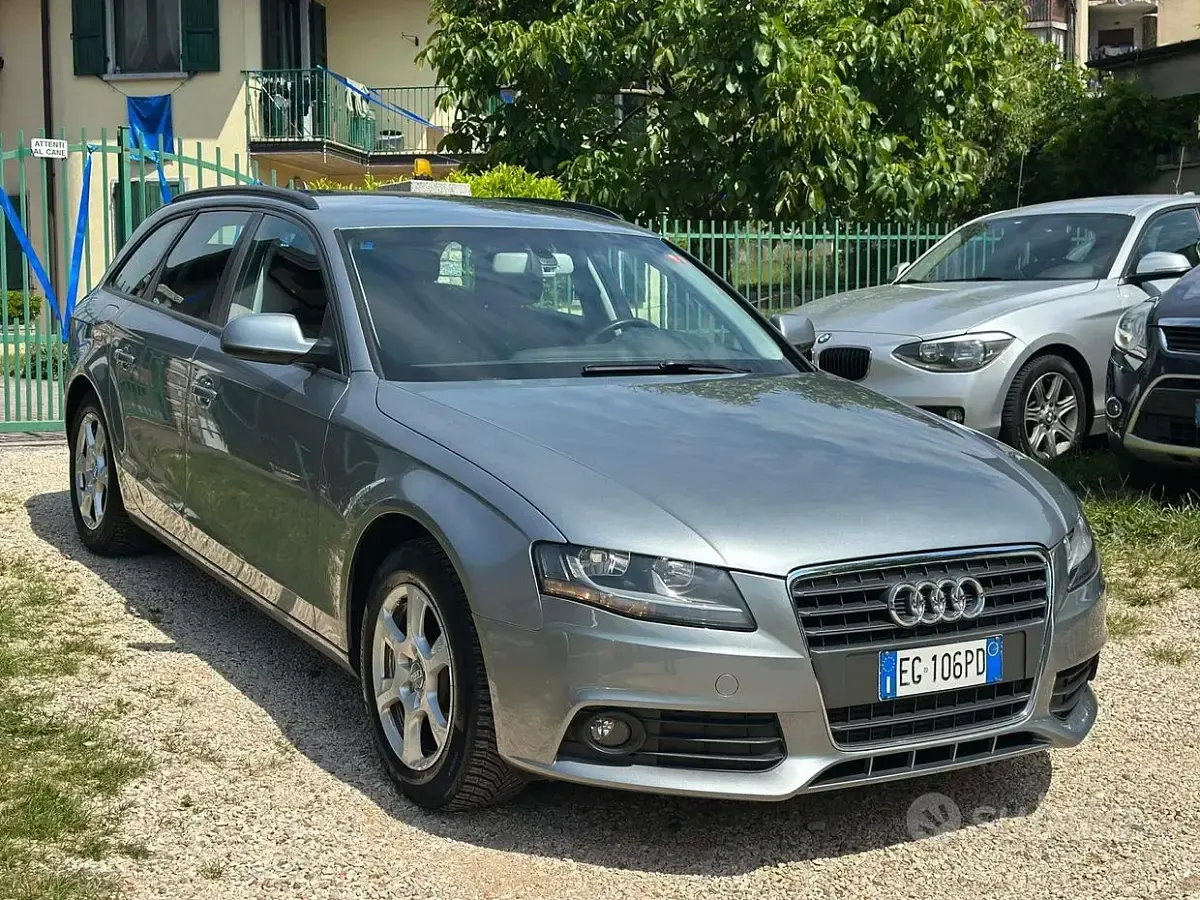 Usata Audi A4 Advanced 143 CV (105 kW) 2011 Grigio Station wagon