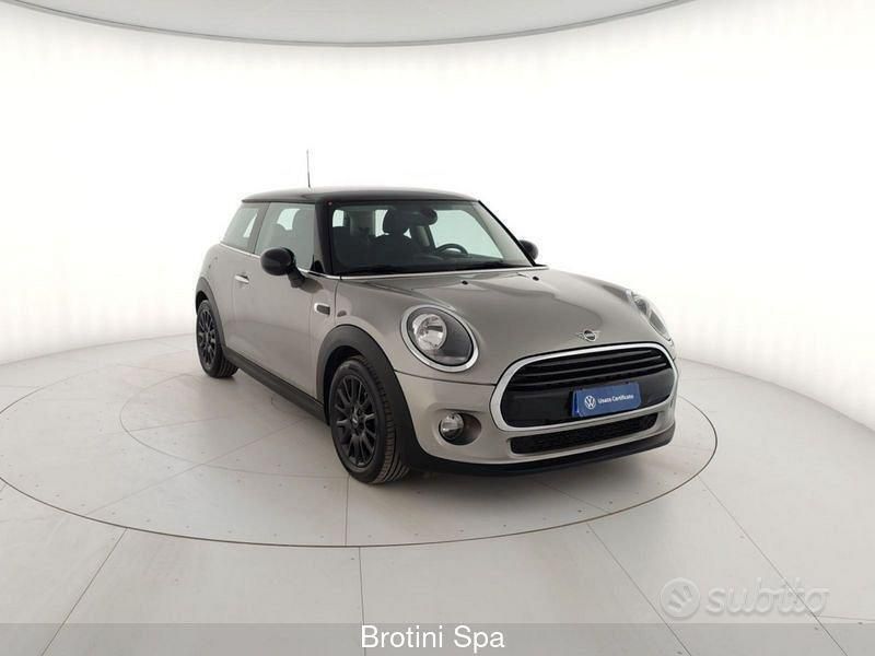Usata Mini Cooper 136 CV (100 kW) 2018 Grigio Utilitaria