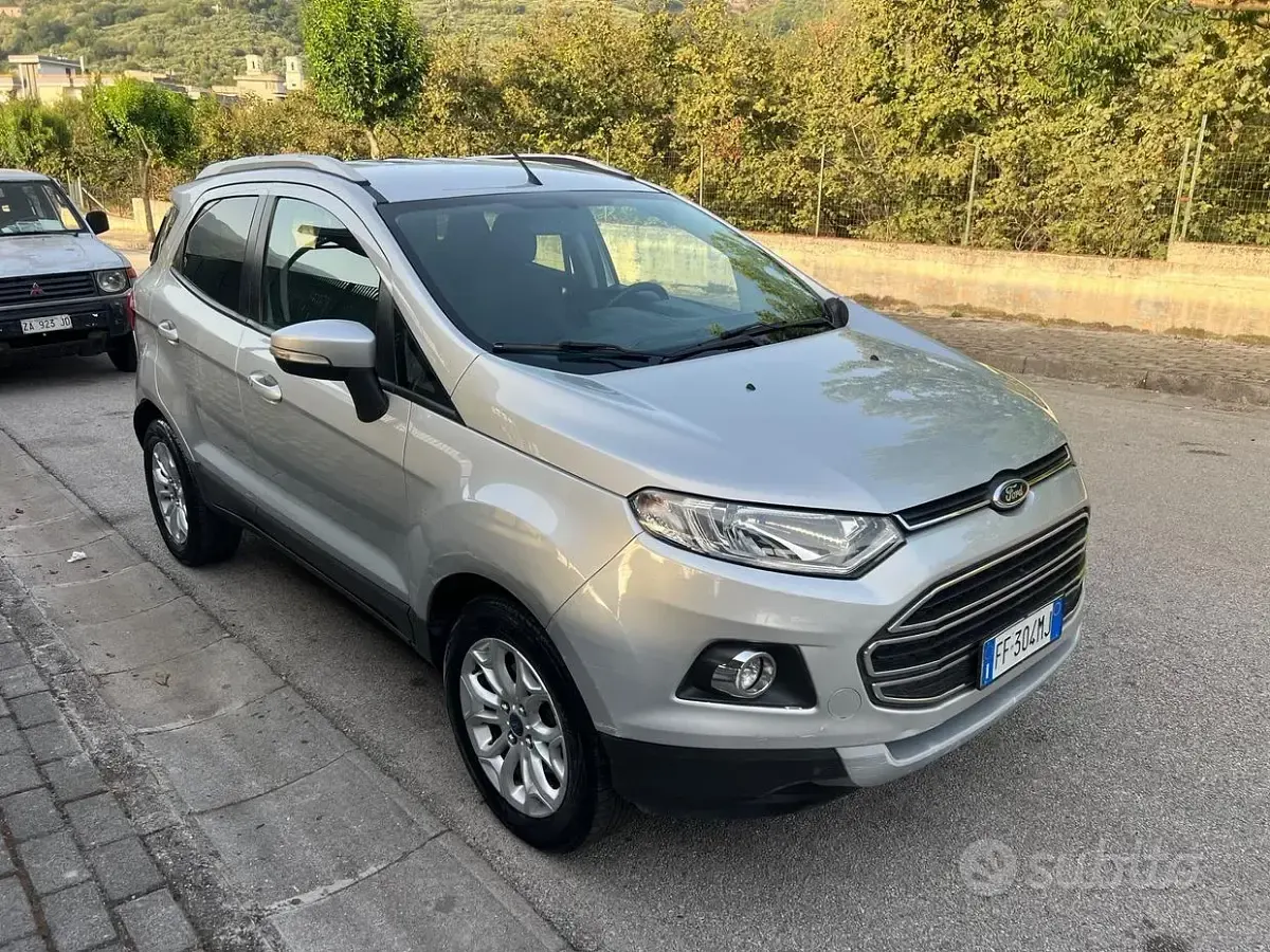 Usata Ford Ecosport Titanium 95 CV (69 kW) 2017 Grigio SUV