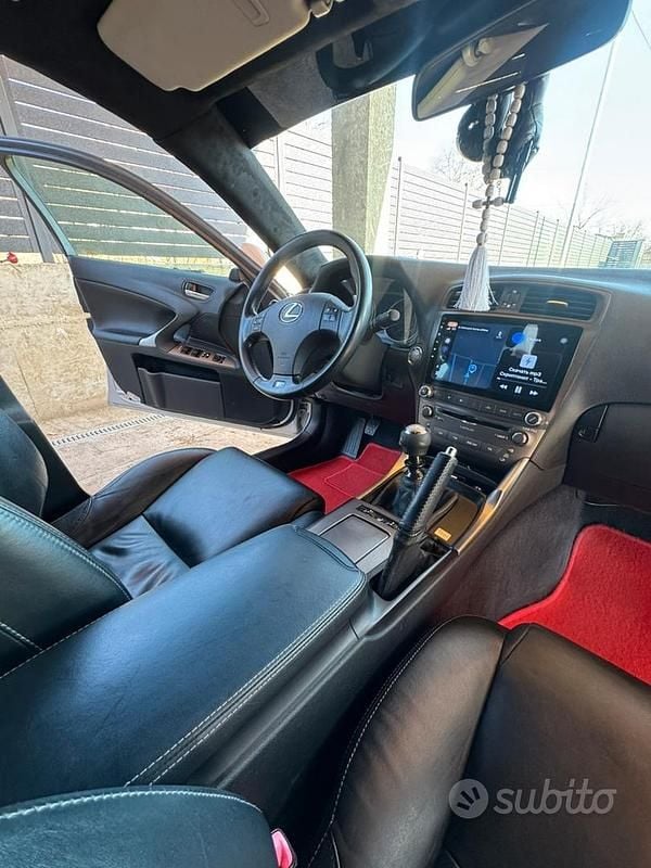 Usata Lexus IS220d Sport Line 177 CV (130 kW) 2010 Grigio Berlina