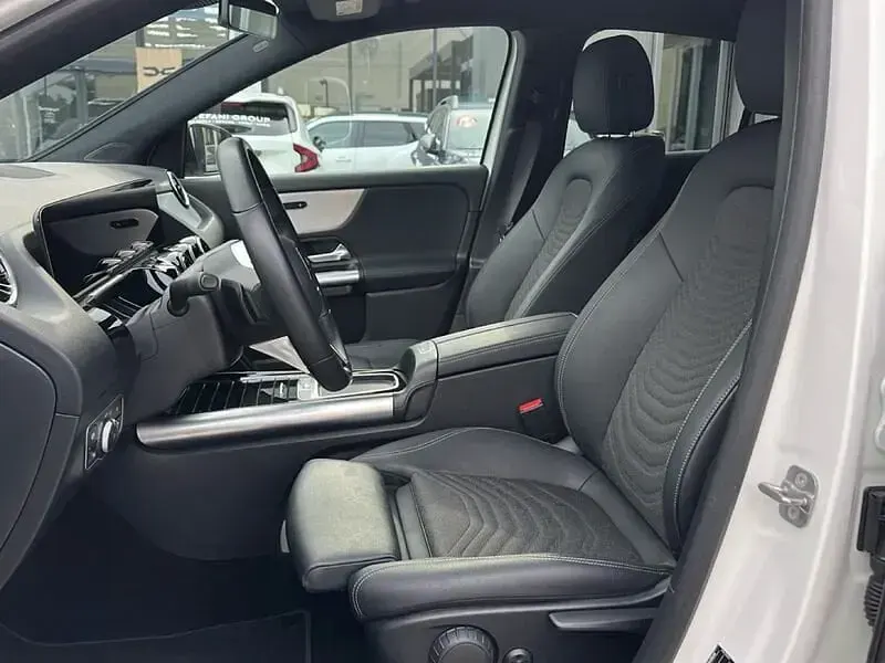 Usata Mercedes GLA180 Advanced 116 CV (85 kW) 2025 Bianco SUV