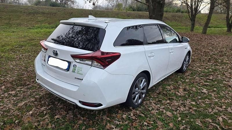 Usata Toyota Auris Touring Sports Active 99 CV (72 kW) 2017 Station wagon