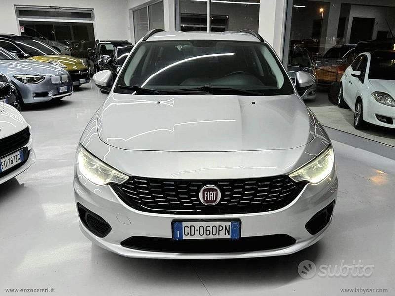 Usata Fiat Tipo Business 120 CV (88 kW) 2017 Argento Station wagon