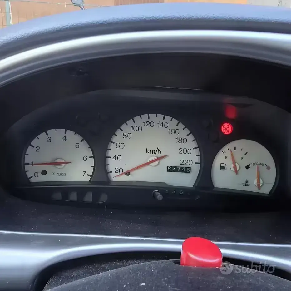 Usata Ford Fiesta S 75 CV (55 kW) 1998 Grigio Utilitaria