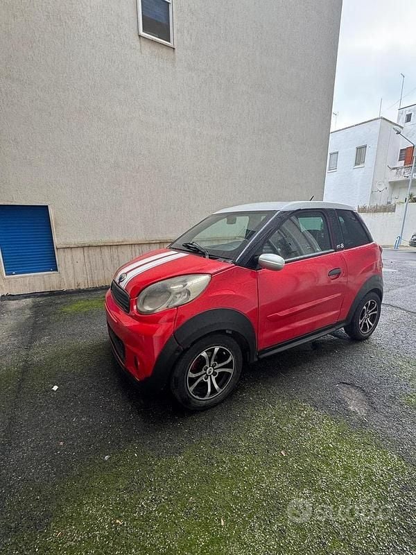 Usata Microcar M8 2012 Rosso Utilitaria