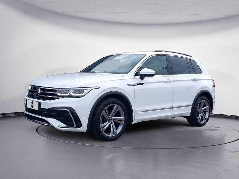 Usata VW Tiguan R-line 150 CV (110 kW) 2023 Bianco SUV
