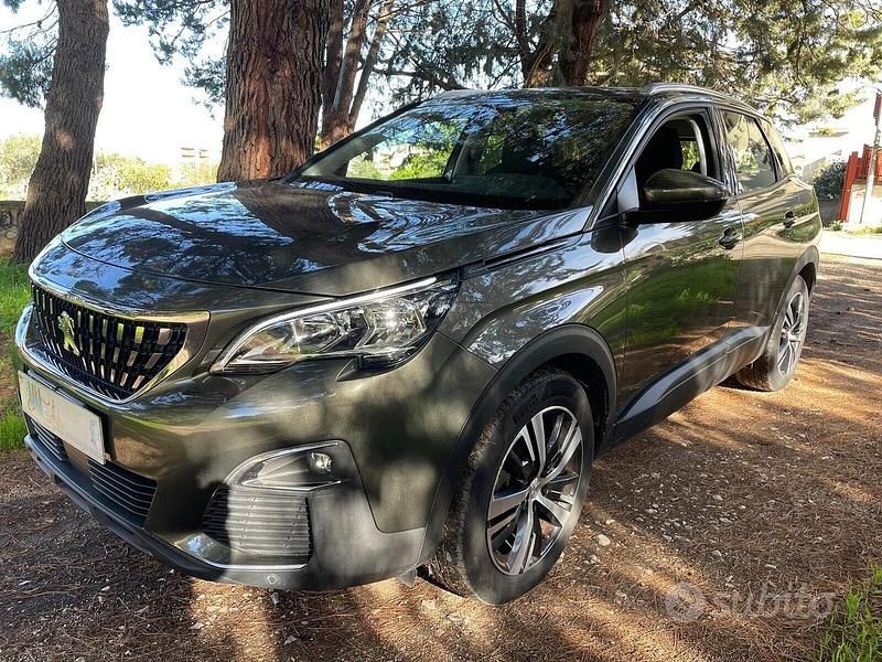 Usata Peugeot 3008 Allure 130 CV (95 kW) 2020 Grigio SUV