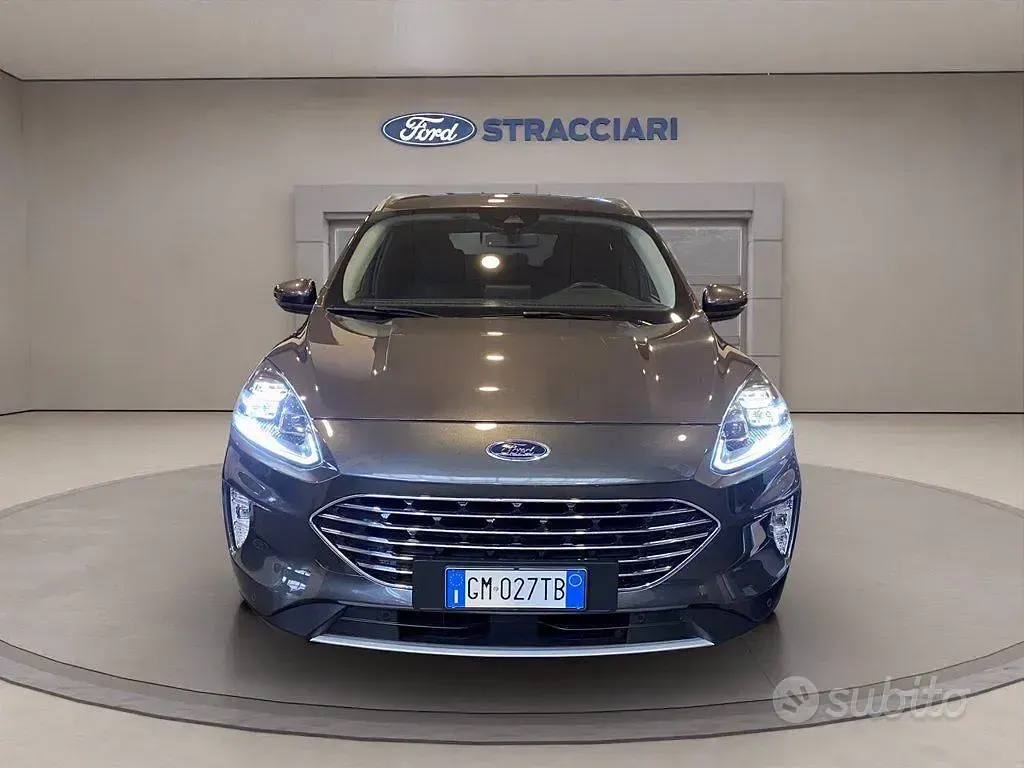 Usata Ford Kuga Titanium X 150 CV (110 kW) 2023 Grigio metallizzato SUV