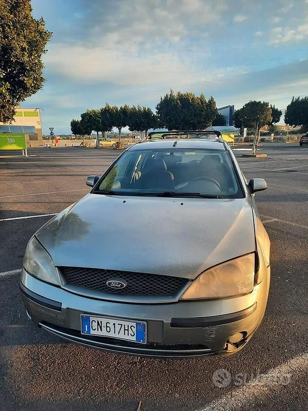 Usata Ford Mondeo 2001 Grigio Station wagon