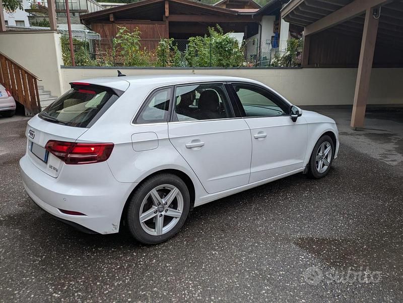 Usata Audi A3 Ambiente 150 CV (110 kW) 2018 Bianco Berlina