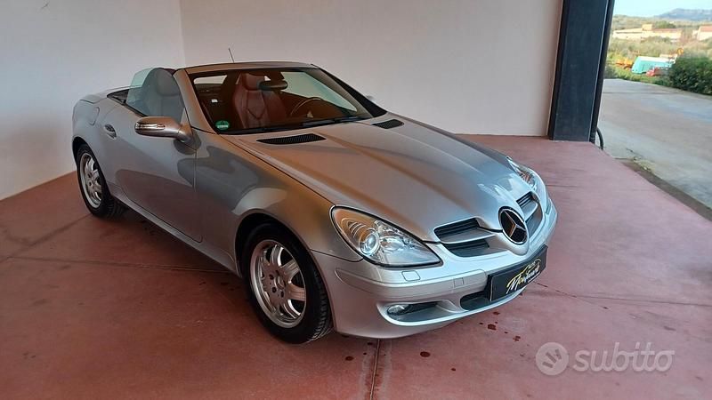 Usata Mercedes SLK200 163 CV (119 kW) 2005 Grigio Cabrio