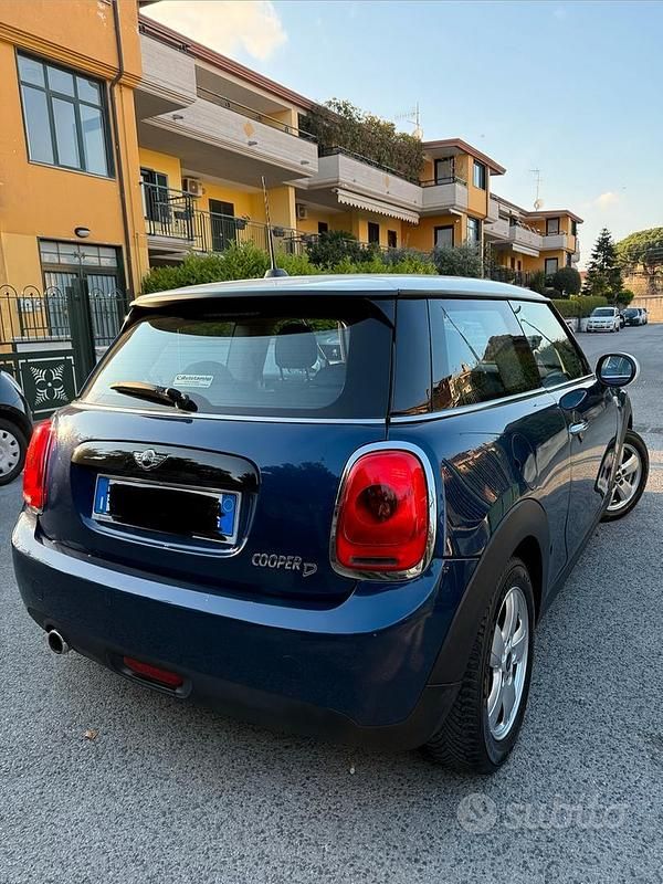 Usata Mini Cooper D 116 CV (85 kW) 2017 Utilitaria