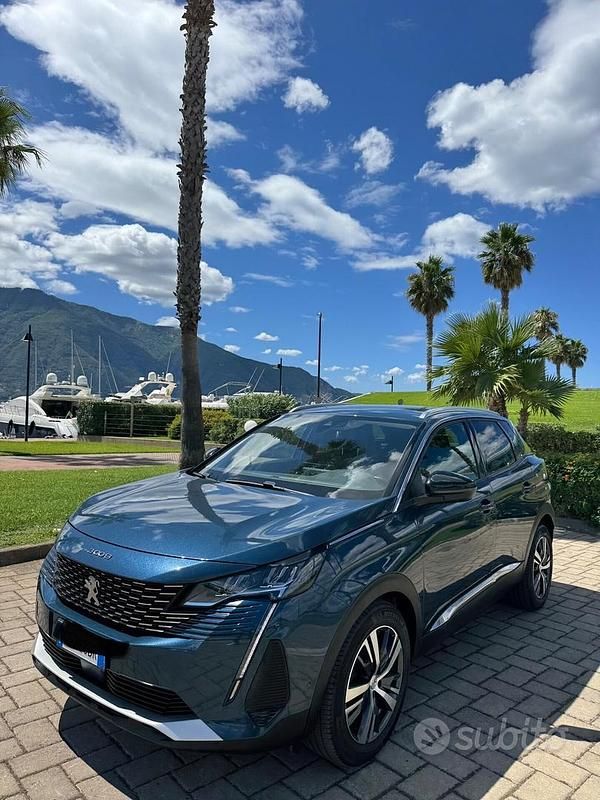 Usata Peugeot 3008 Allure 131 CV (96 kW) 2021 Blu SUV