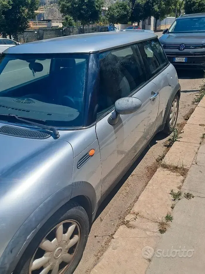 Usata Mini ONE 90 CV (66 kW) 2003 Grigio Utilitaria