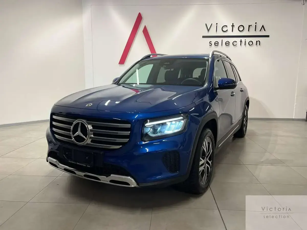 Usata Mercedes GLB200 Advanced 150 CV (110 kW) 2024 Blu/azzurro SUV