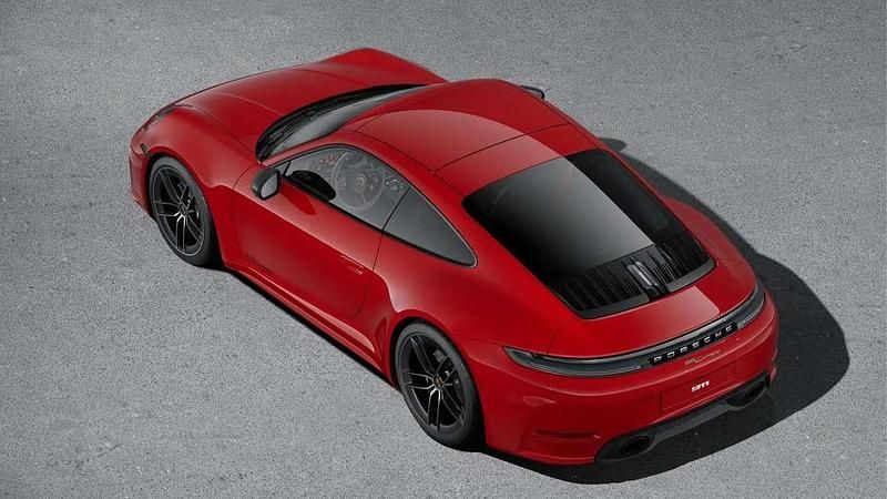 Usata Porsche 992 394 CV (289 kW) 2024 Guards red Coupé
