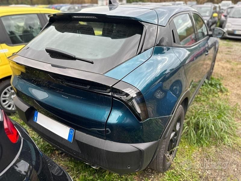 Begagnad Alfa Romeo Junior 145 HK (106 kW) 2025 Blå SUV